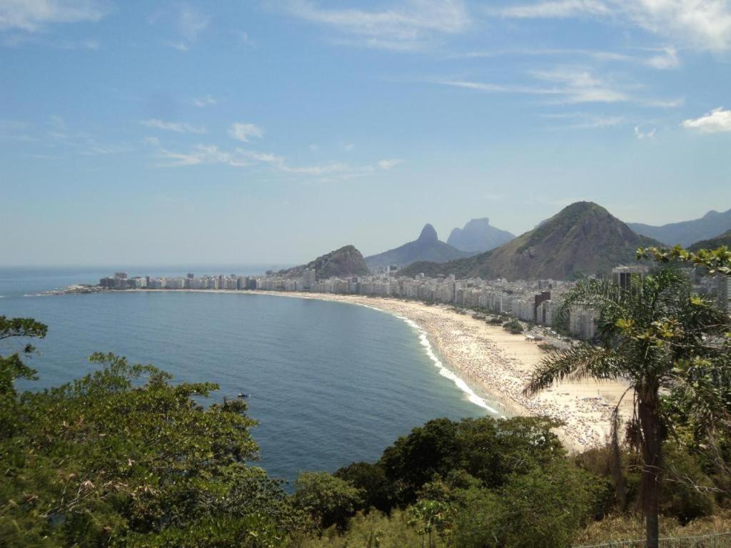 Apartamento Completo Na Praia De Copacabana 02 Quartos Com Vista Lateral Mar Em Andar Alto, Ar, Wifi , Netflix, Pauloangerami Rmvc18 里约热内卢 外观 照片