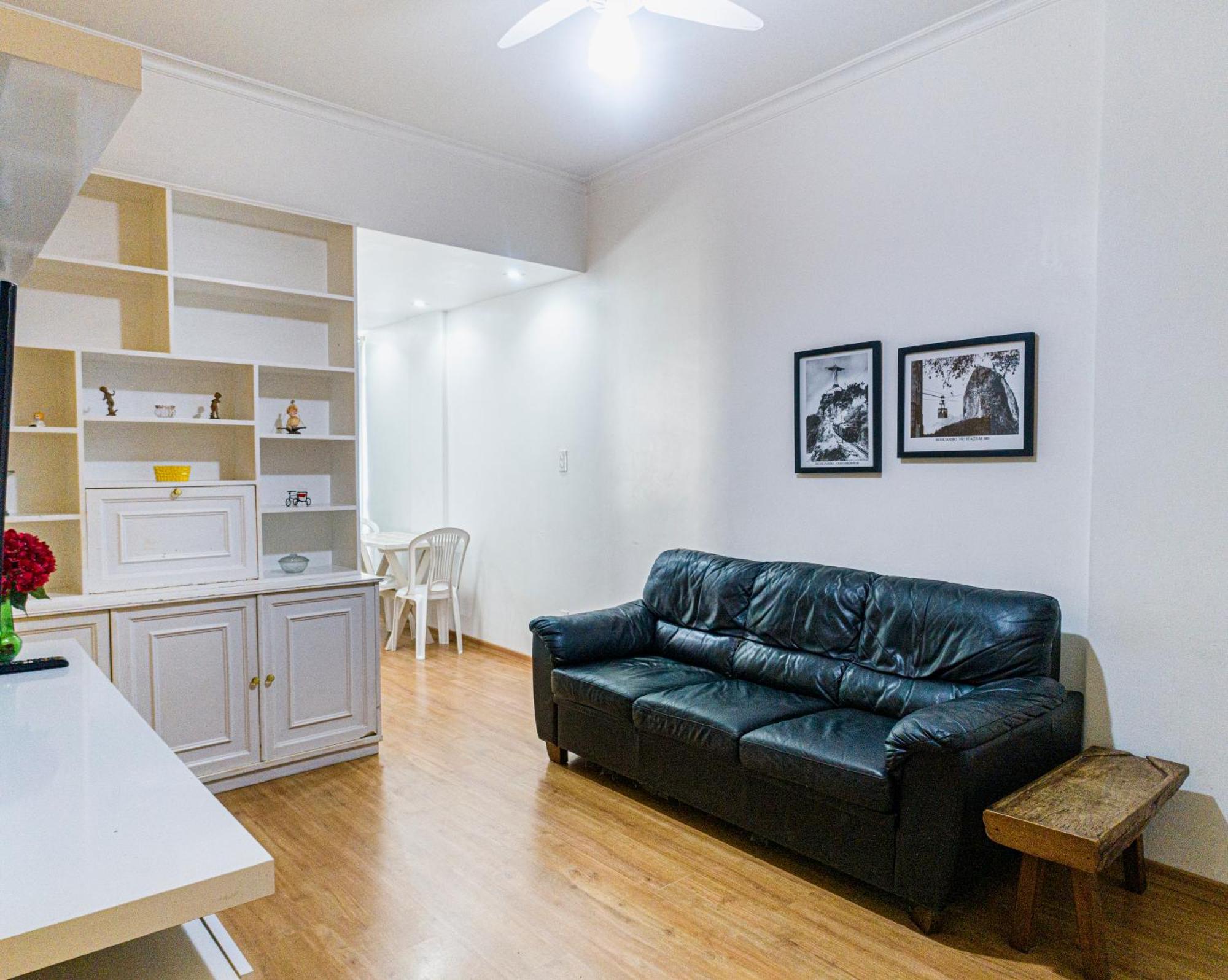 Apartamento Completo Na Praia De Copacabana 02 Quartos Com Vista Lateral Mar Em Andar Alto, Ar, Wifi , Netflix, Pauloangerami Rmvc18 里约热内卢 外观 照片