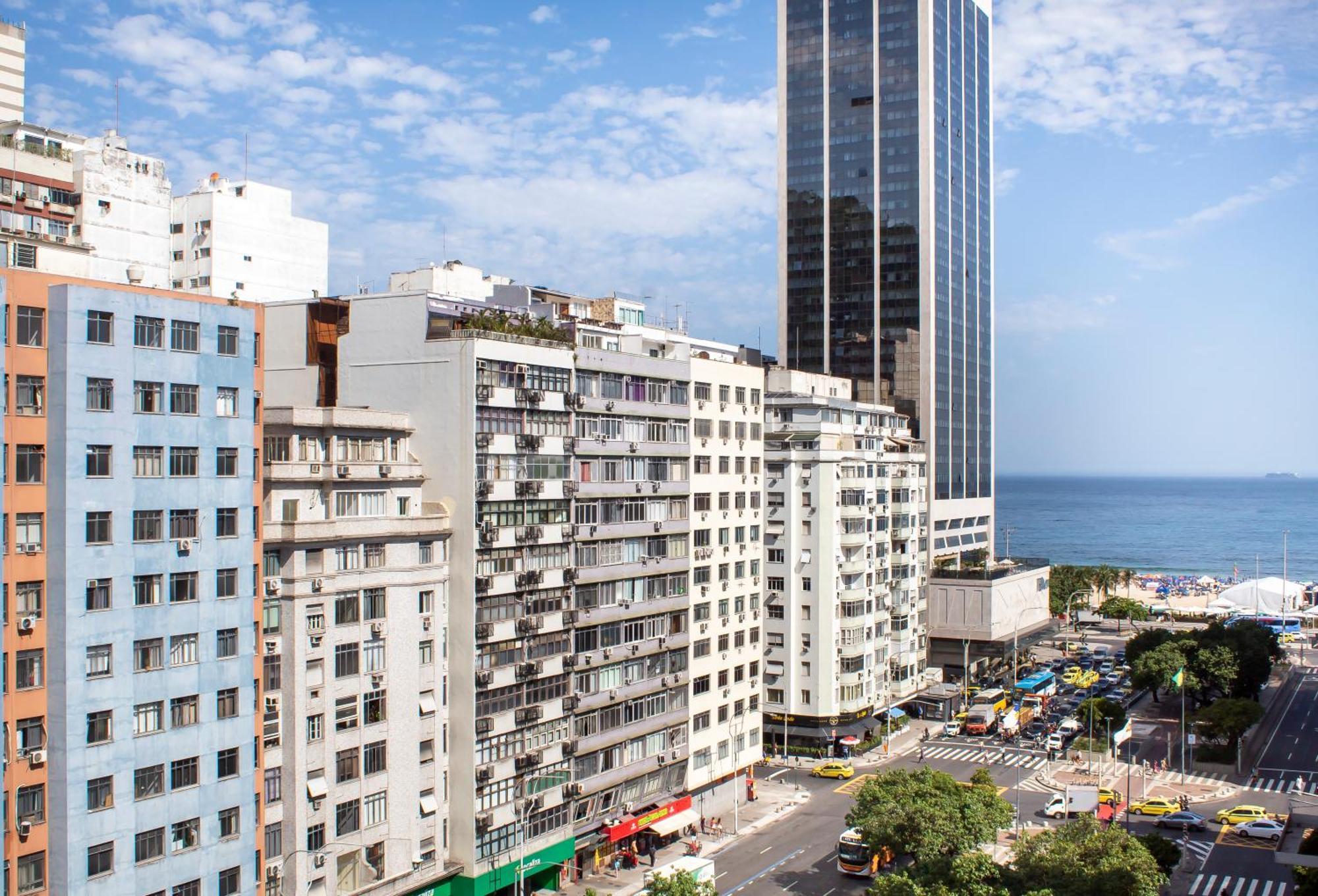 Apartamento Completo Na Praia De Copacabana 02 Quartos Com Vista Lateral Mar Em Andar Alto, Ar, Wifi , Netflix, Pauloangerami Rmvc18 里约热内卢 外观 照片