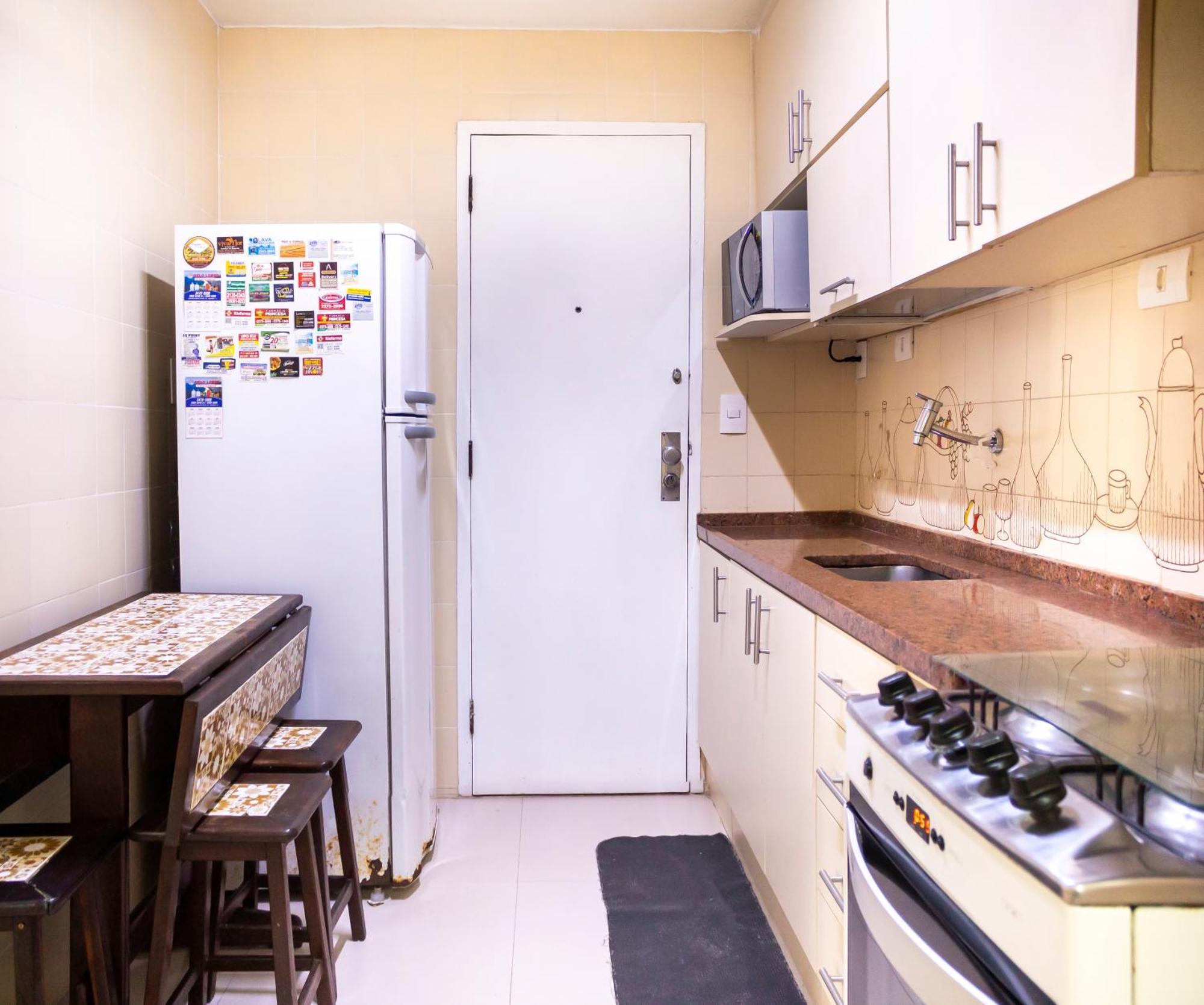 Apartamento Completo Na Praia De Copacabana 02 Quartos Com Vista Lateral Mar Em Andar Alto, Ar, Wifi , Netflix, Pauloangerami Rmvc18 里约热内卢 外观 照片