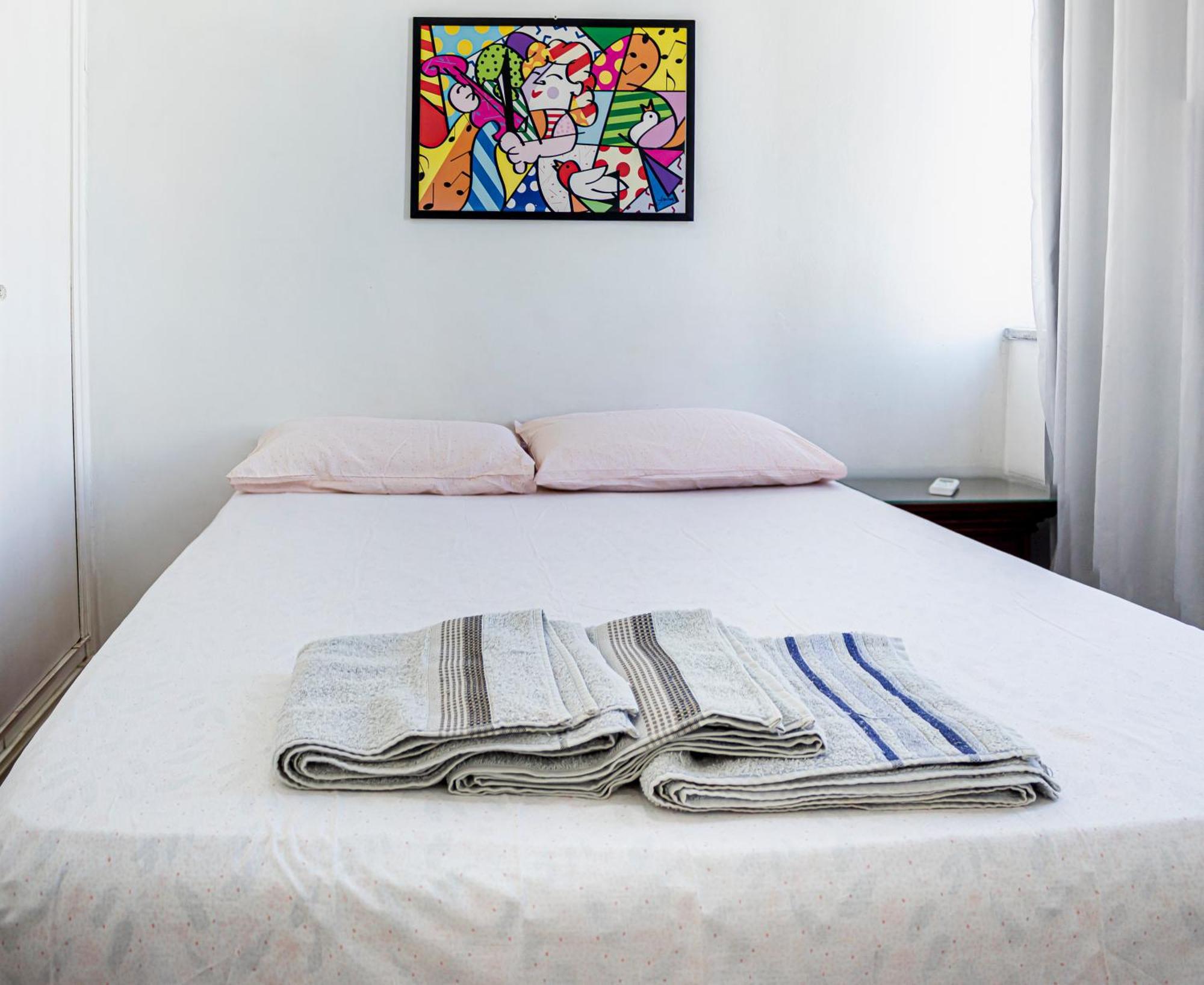 Apartamento Completo Na Praia De Copacabana 02 Quartos Com Vista Lateral Mar Em Andar Alto, Ar, Wifi , Netflix, Pauloangerami Rmvc18 里约热内卢 外观 照片