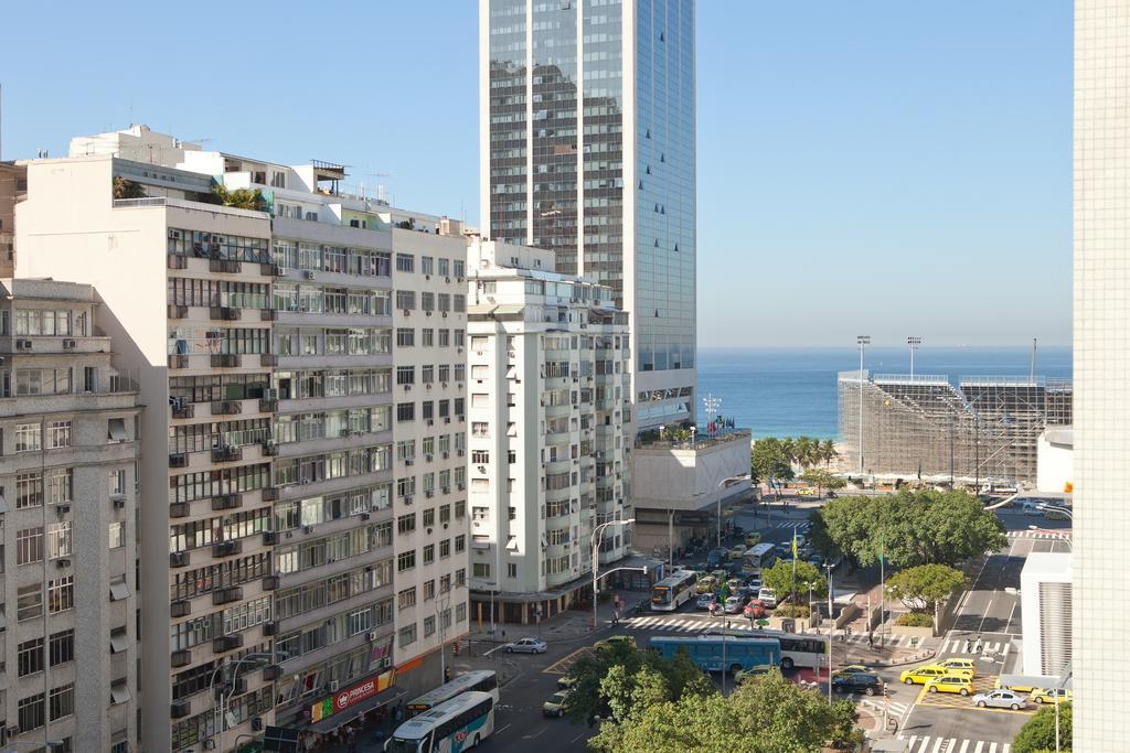 Apartamento Completo Na Praia De Copacabana 02 Quartos Com Vista Lateral Mar Em Andar Alto, Ar, Wifi , Netflix, Pauloangerami Rmvc18 里约热内卢 外观 照片